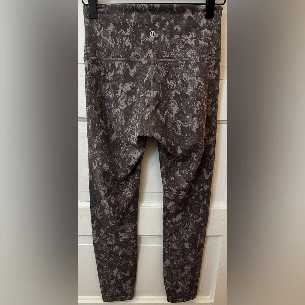 Lululemon Wunder Train High-Rise Tight 25" Hideaway Camo Lunar Rock Multi Sz 6 - Picture 3 of 6